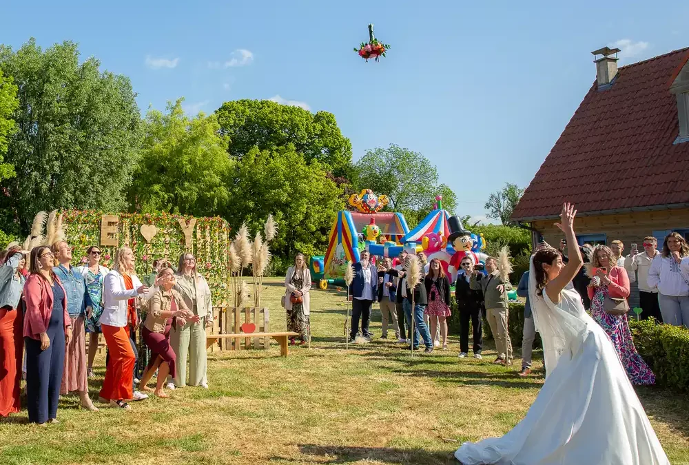 lancé-de-bouquet-mariage-arras